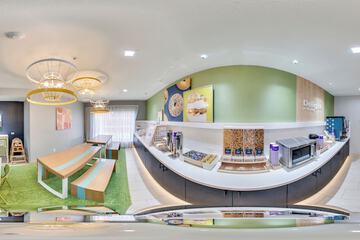 Breakfast area