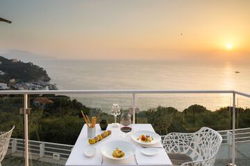 Couples dining