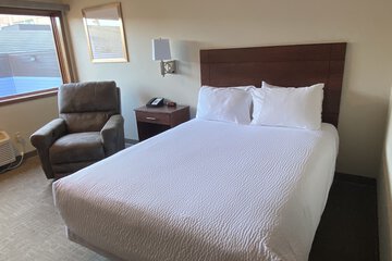 Room 14 of 38