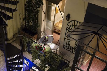 Courtyard