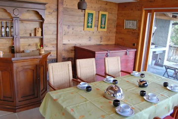 restaurant