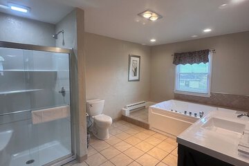 Jetted tub