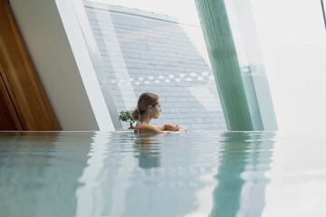 Infinity pool