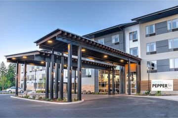 Best Western Premier Peppertree Inn at Bend