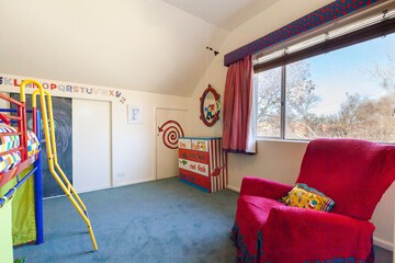 Children's theme room