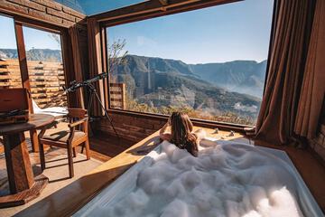 Jetted tub