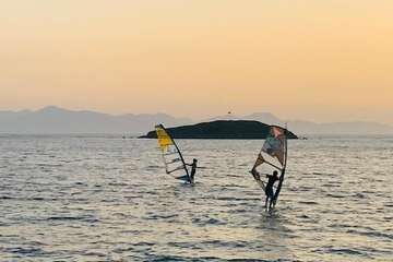 Surfing/boogie boarding
