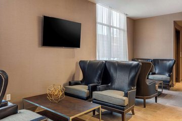 Hotel Interior 11 of 47