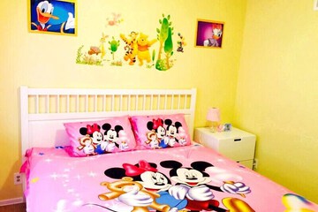 Children's theme room