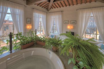 Jetted tub