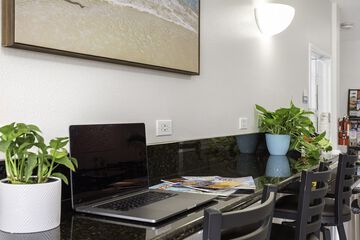 Business Center 55 of 56