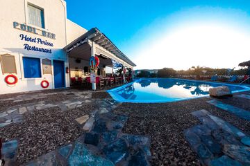 Poolside bar