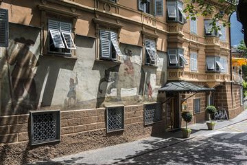 Exterior detail