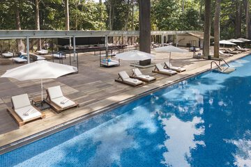 Infinity pool