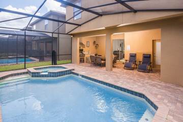 Poolside bar