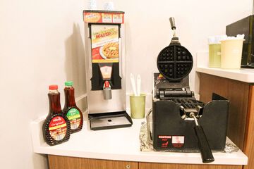 Breakfast/Coffee Service 33 of 34