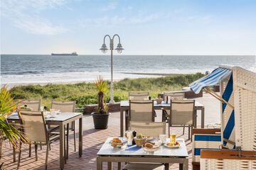 Sundeck