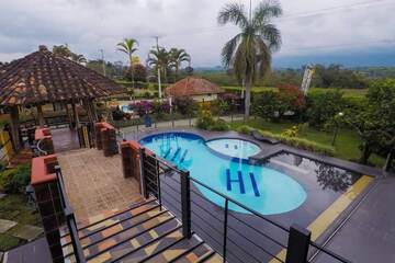 Poolside bar