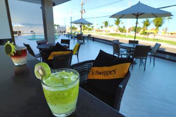 Poolside bar