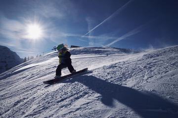Snow and ski sports
