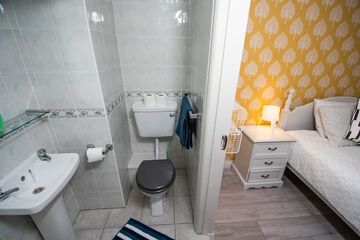 Photo 29