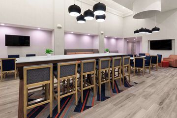 Hotel Interior 6 of 40