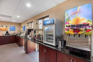 Breakfast/Coffee Service 17 of 18