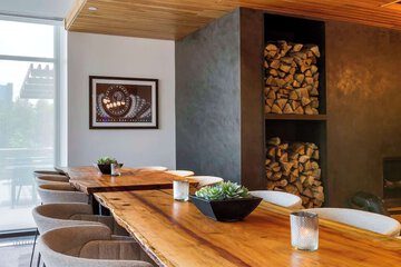 Breakfast/Coffee Service 70 of 75