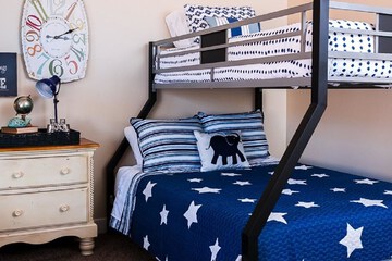 Children's theme room