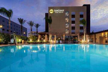 SunCoast Park Hotel Anaheim Resort Tapestry by Hilton
