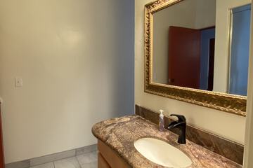 Bathroom sink
