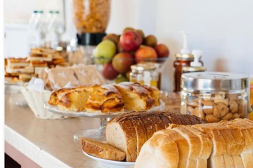 Breakfast/Coffee Service 39 of 46