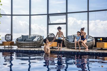 Rooftop pool