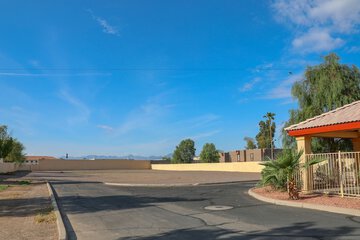 Property Grounds 25 of 27