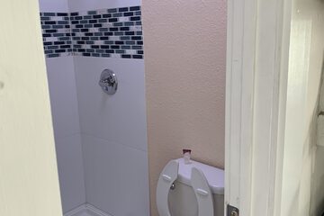 Room 20 of 38