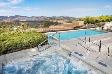 Rooftop pool