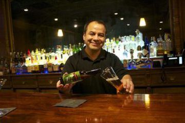 Hotel Bar
