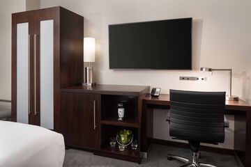 Room 8 of 25