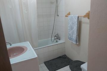 Photo 33