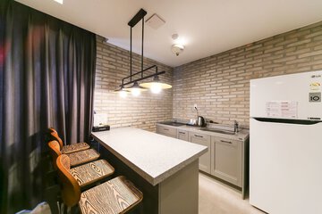 Private kitchenette