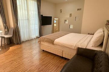 Photo 38