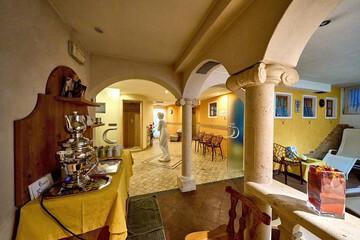 Children's play area - indoor