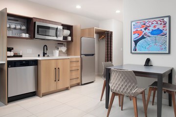 Private kitchenette