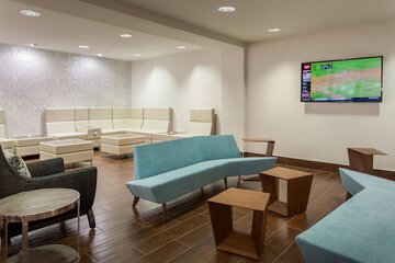 Hotel Interior 22 of 104