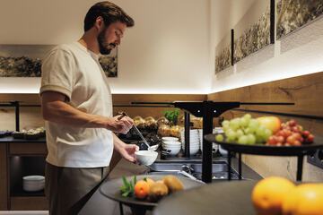 Breakfast buffet