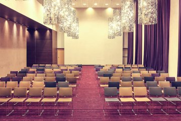 Indoor wedding