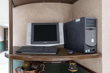 Photo 6