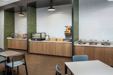 Breakfast/Coffee Service 22 of 23