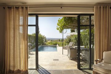 Private pool