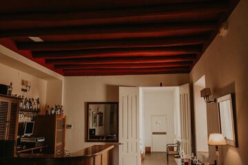 Snack bar